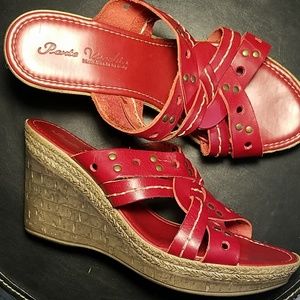 EUC. Ponte Vecchio Wedge Sandals